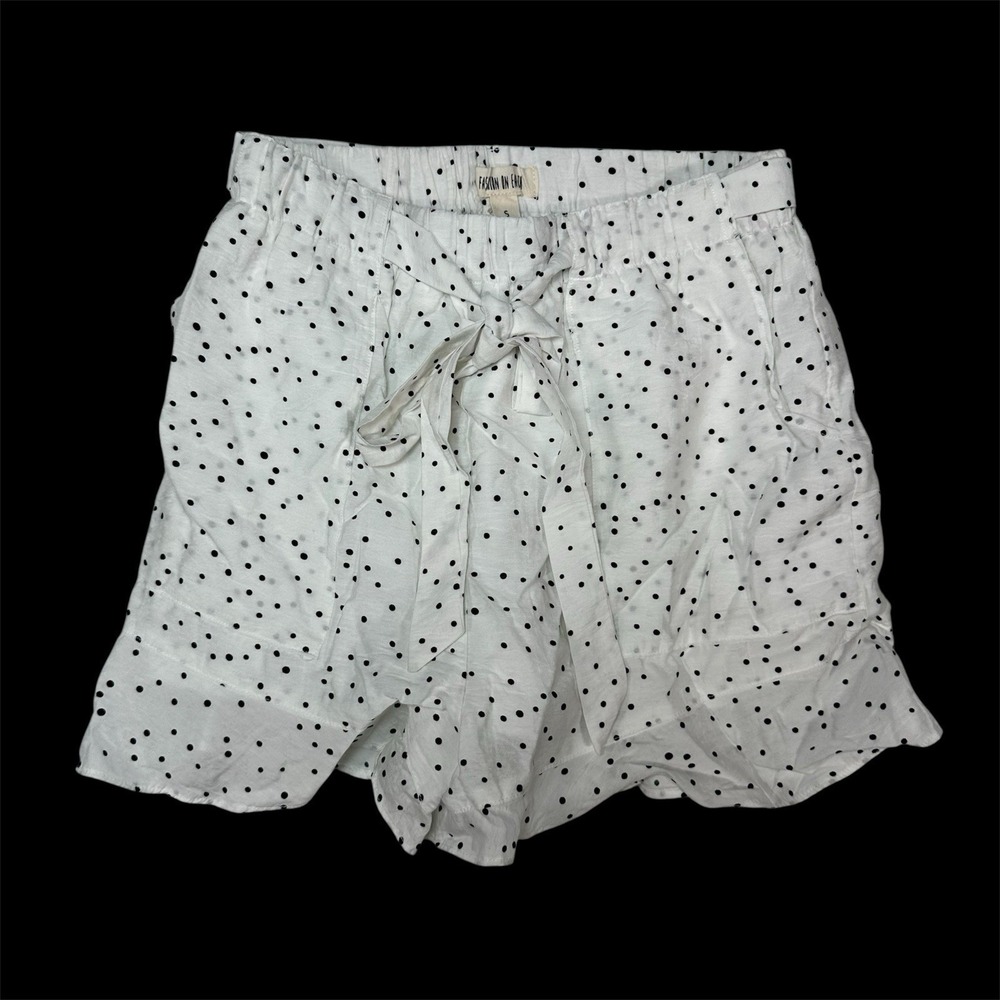 Fashion On Earth Shorts Womens Small‎ S White Polka Dot Ruffle Tie Waist Coastal